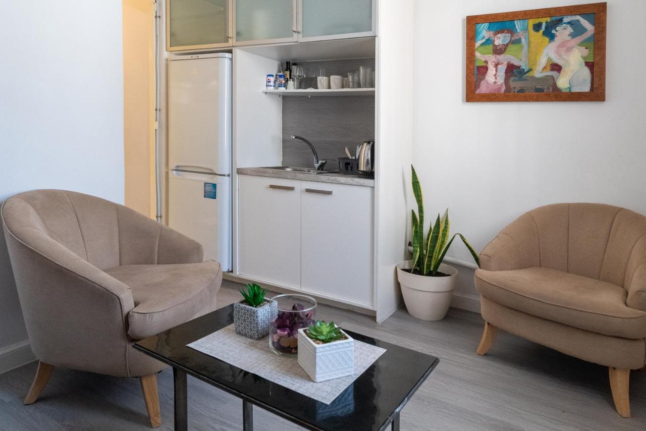 Apollonas Luxurious Apartments Atina Dış mekan fotoğraf