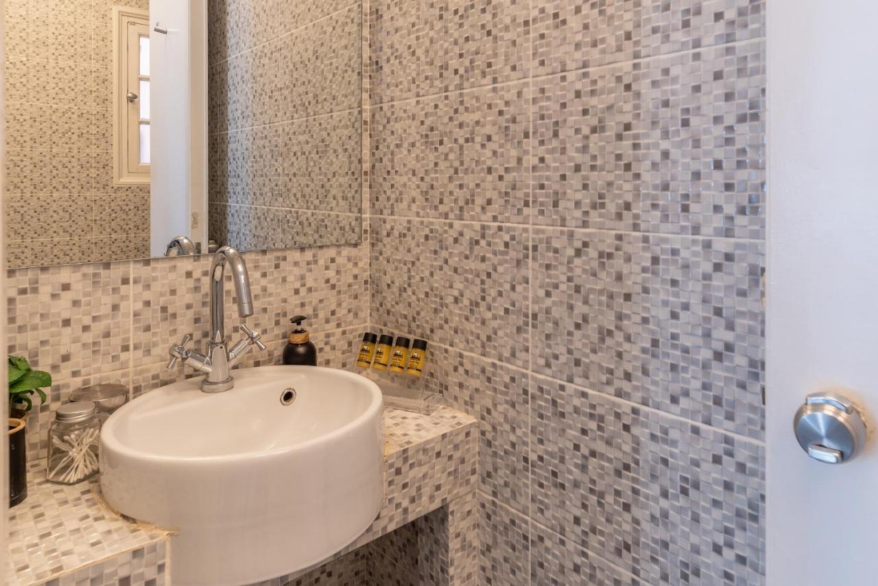 Apollonas Luxurious Apartments Atina Dış mekan fotoğraf